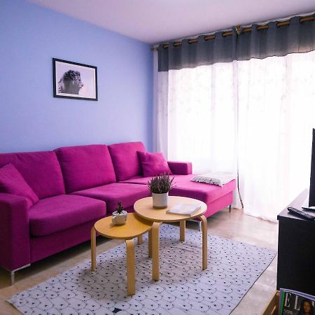Two Bedroom Stylish Studio, 5 Minutes Walk From The Beach 료렛 드 마르 외부 사진