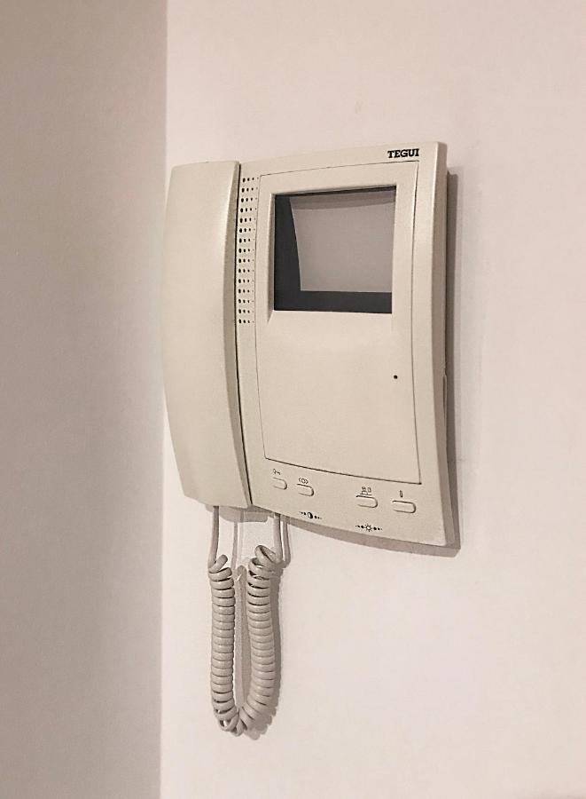 Two Bedroom Stylish Studio, 5 Minutes Walk From The Beach 료렛 드 마르 외부 사진